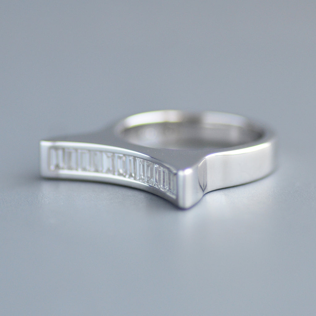 Scooped ring