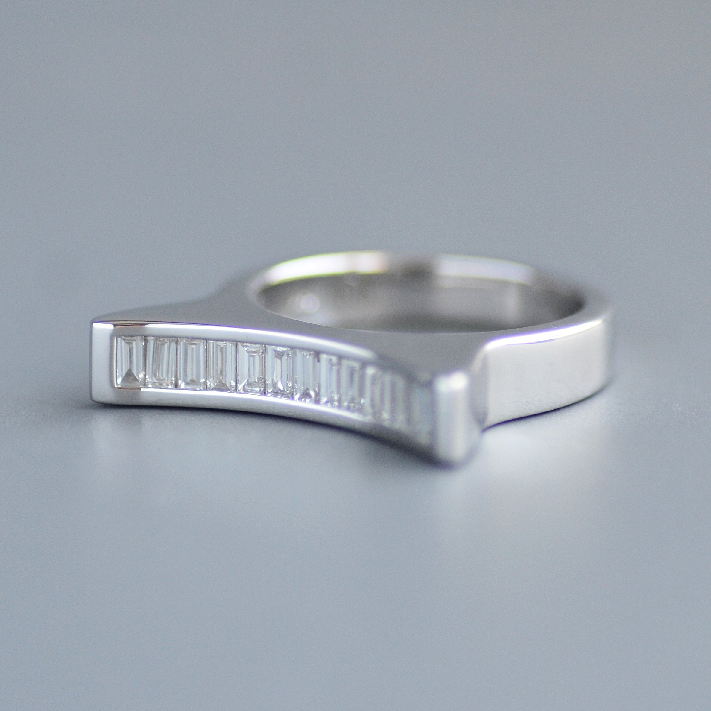Scooped ring