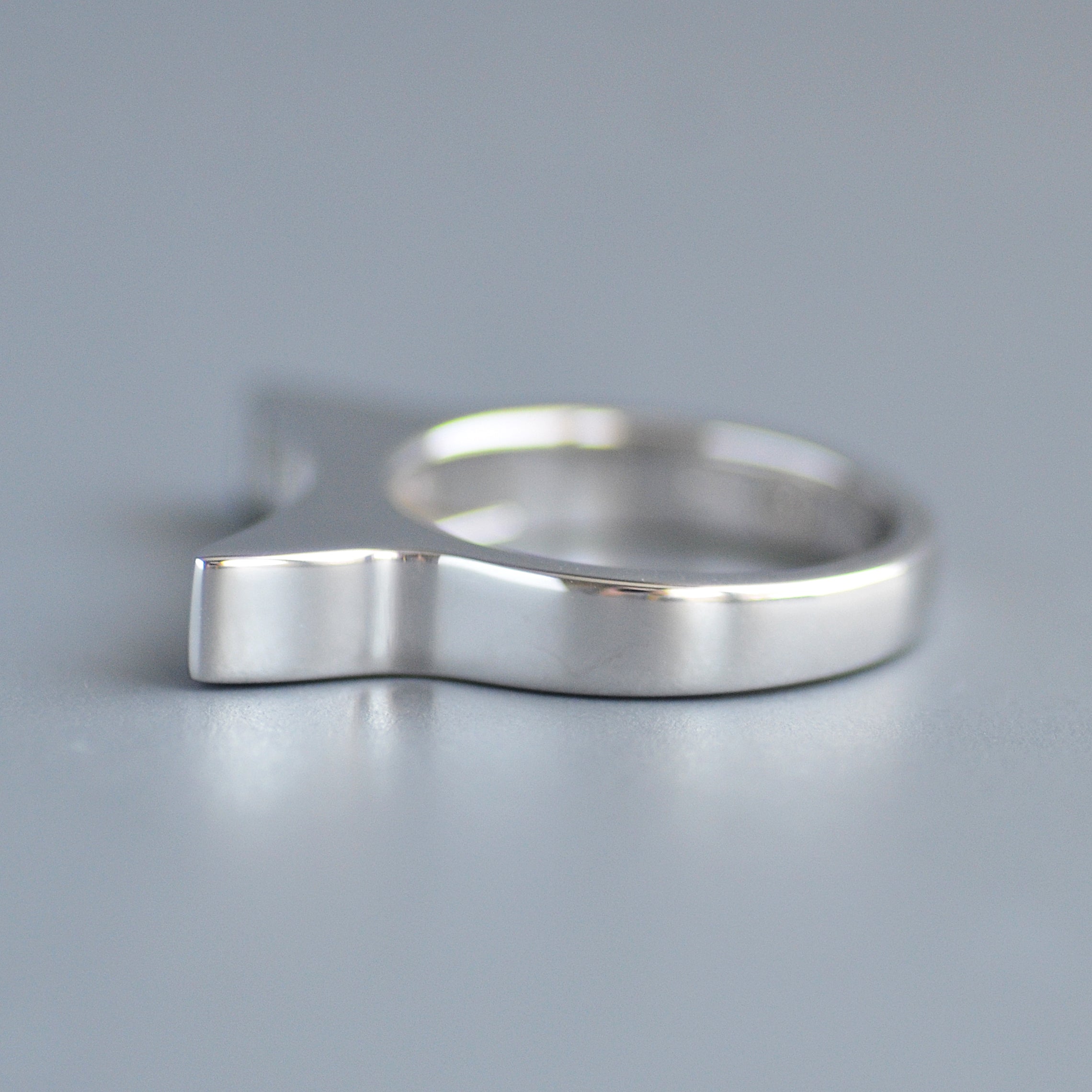 Scooped ring