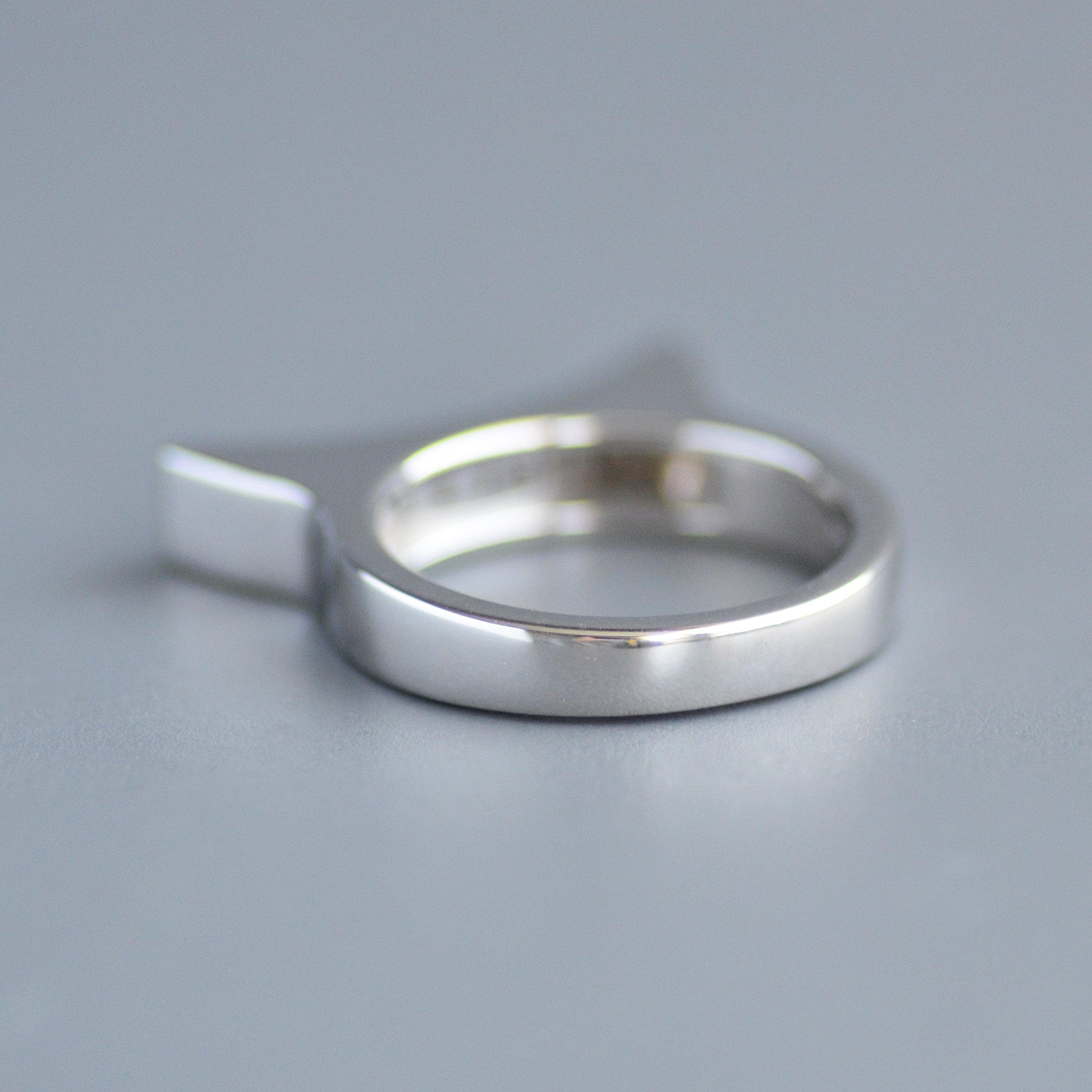 Scooped ring