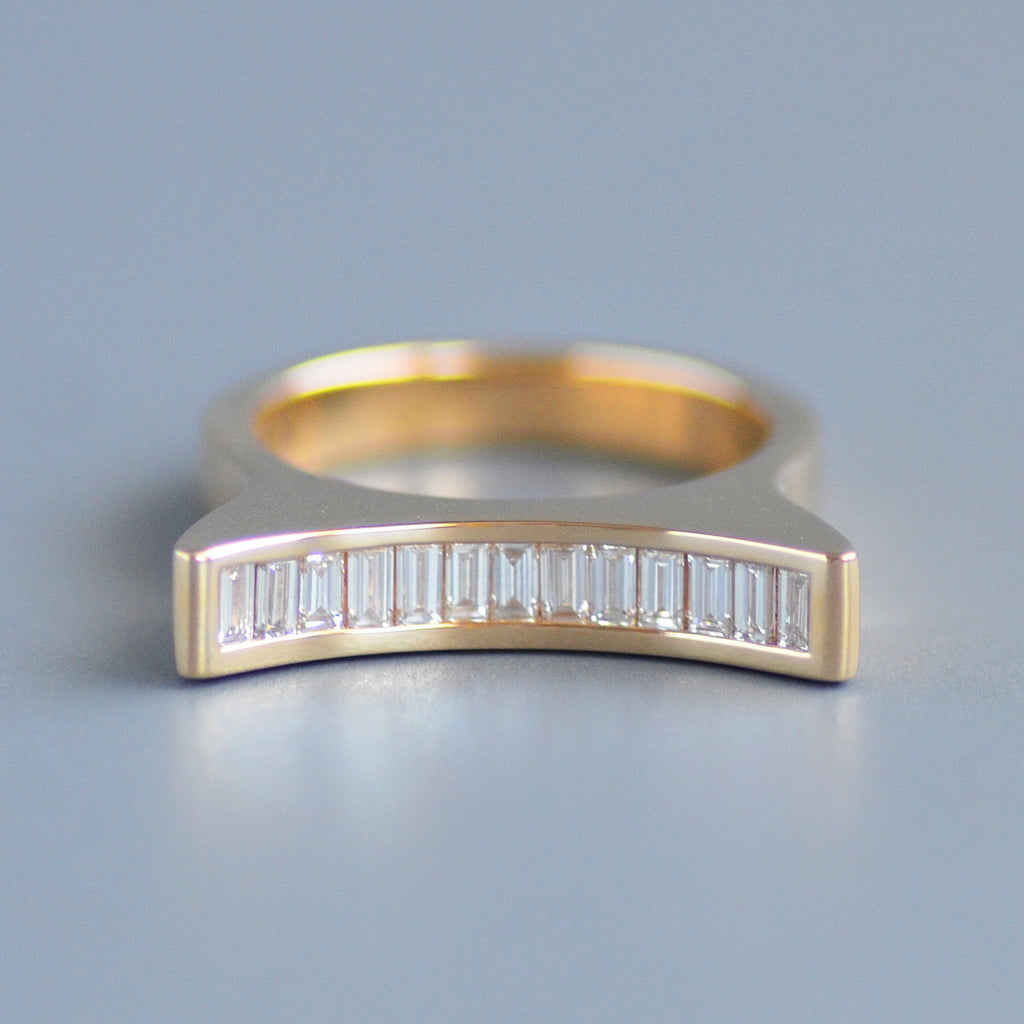 Scooped ring