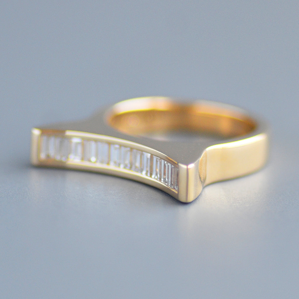 Scooped ring