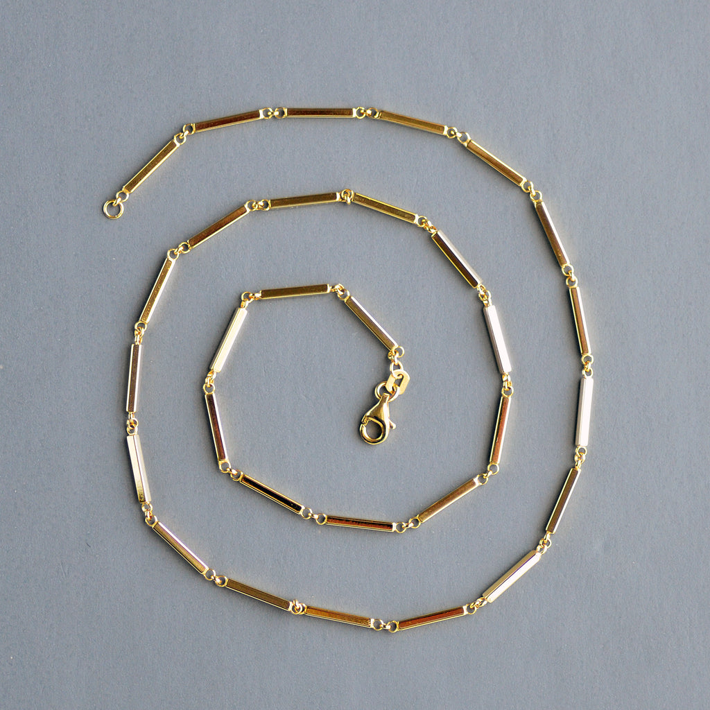 Classic bar chain in 14k gold