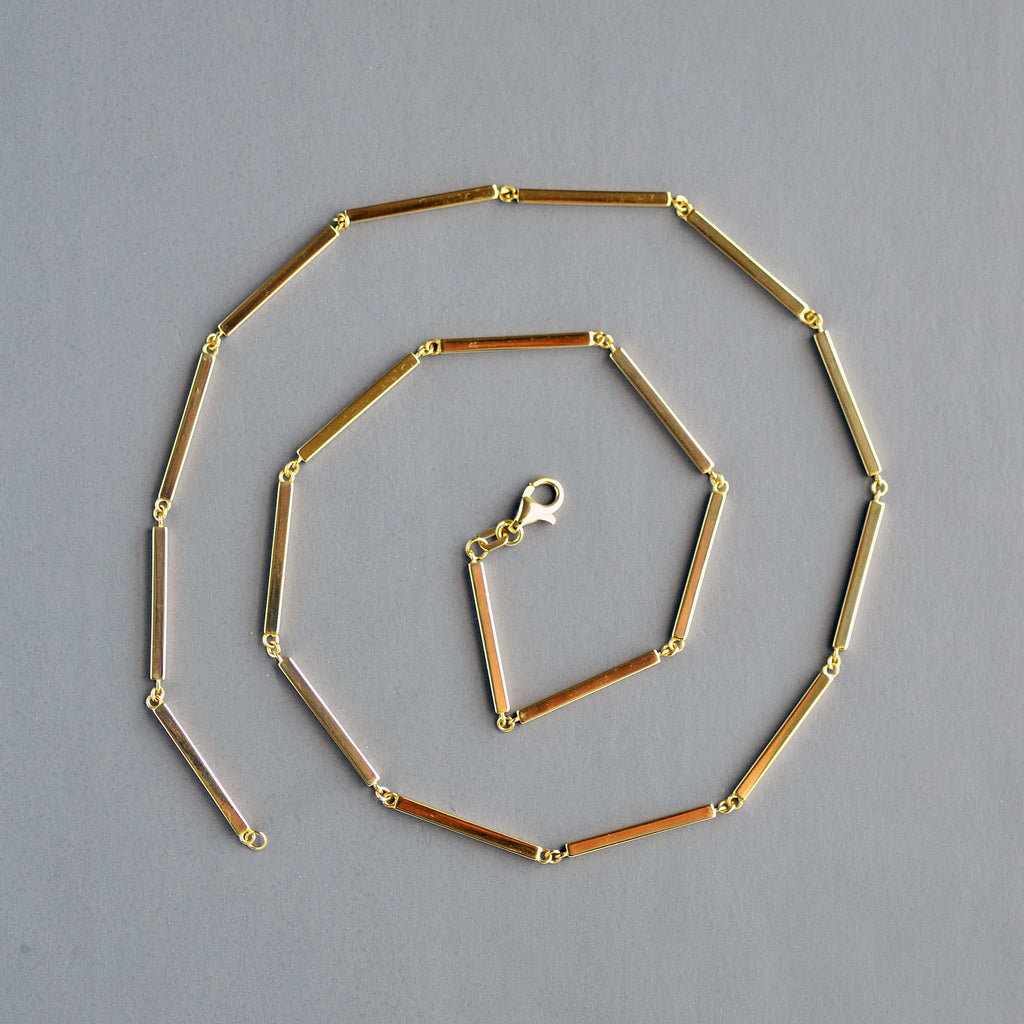 Heavy bar chain in 14k gold