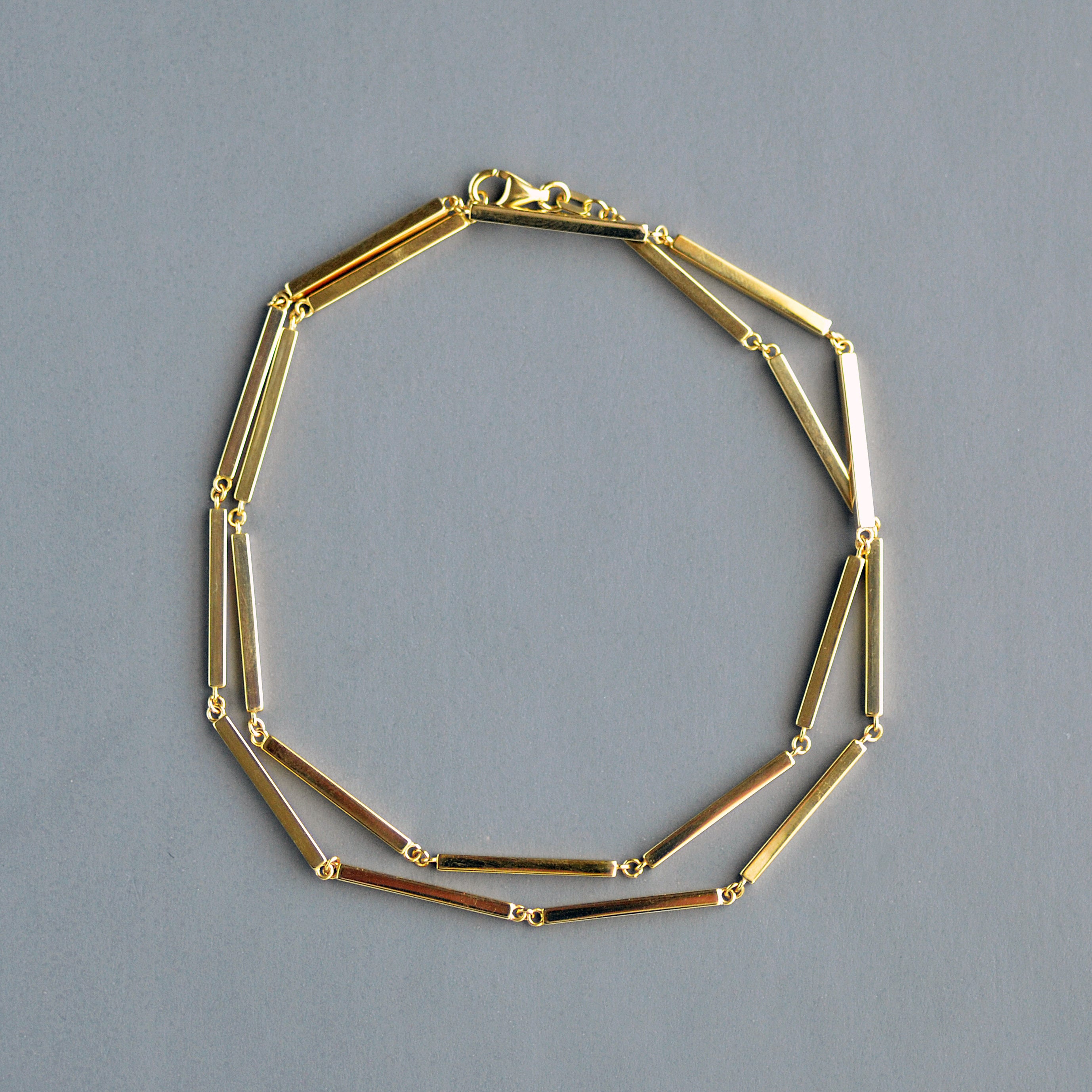 Heavy bar chain in 14k gold